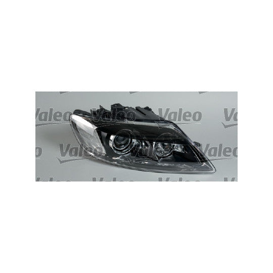 043256 Headlight