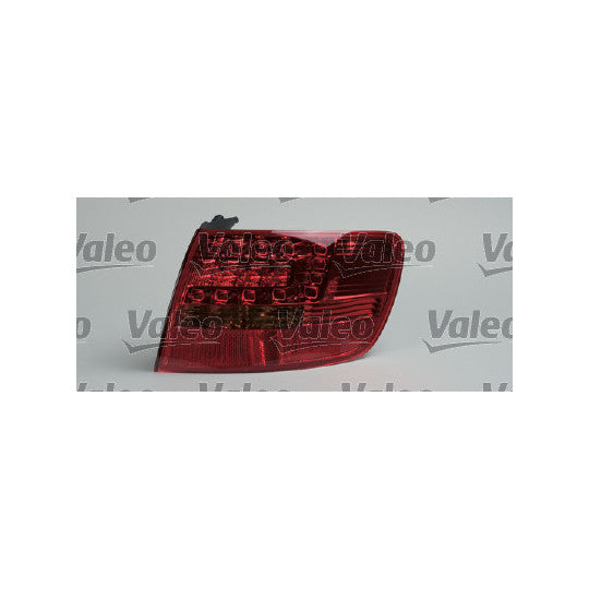 043330 Combination Rearlight
