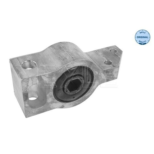 100 610 0028 Control Arm-/Trailing Arm Bush