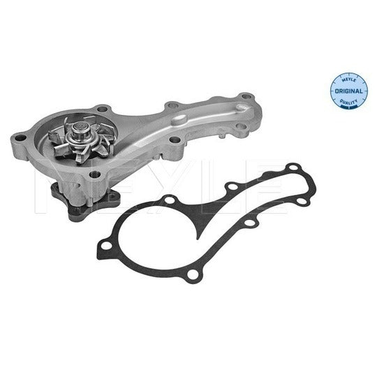 36-13 220 0005 Water pump