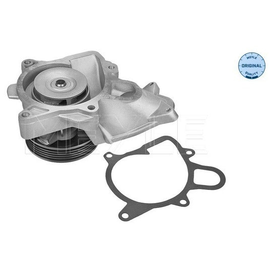 53-13 220 0002 Water pump