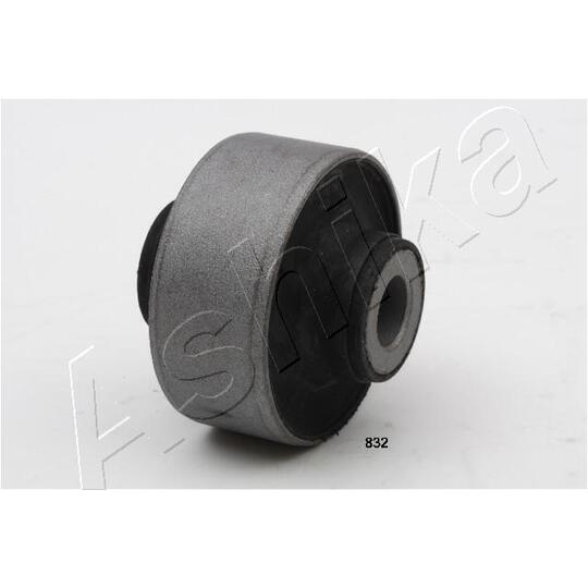 GOM-832 Control Arm-/Trailing Arm Bush