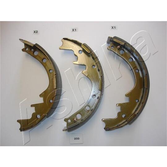 55-02-233 Brake Shoe Set