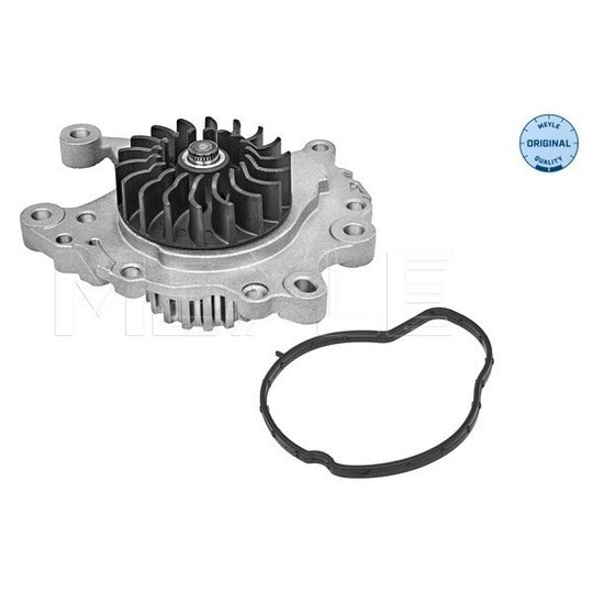 11-13 220 0028 Water pump