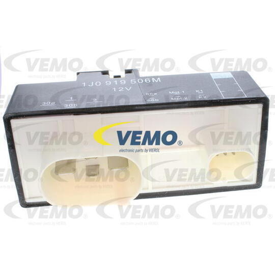 V15-71-0035 Relay, radiator fan castor