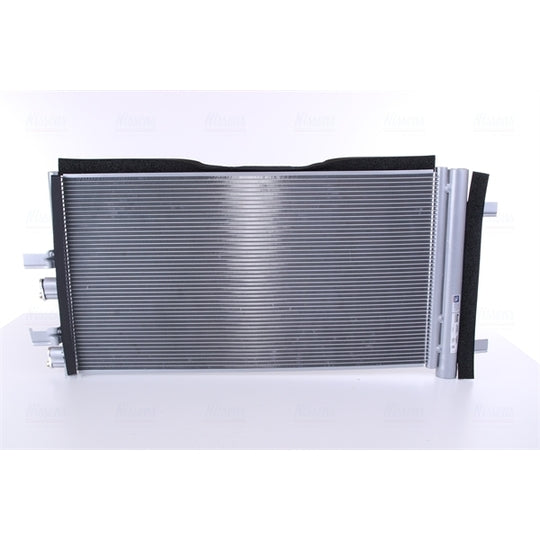 941049 Condenser, air conditioning