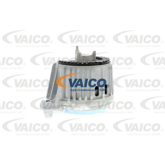 V30-1858 Engine Mounting