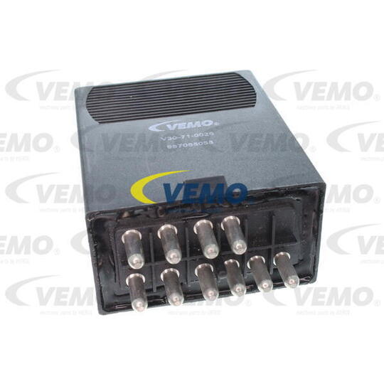 V30-71-0026 Relay, fuel pump