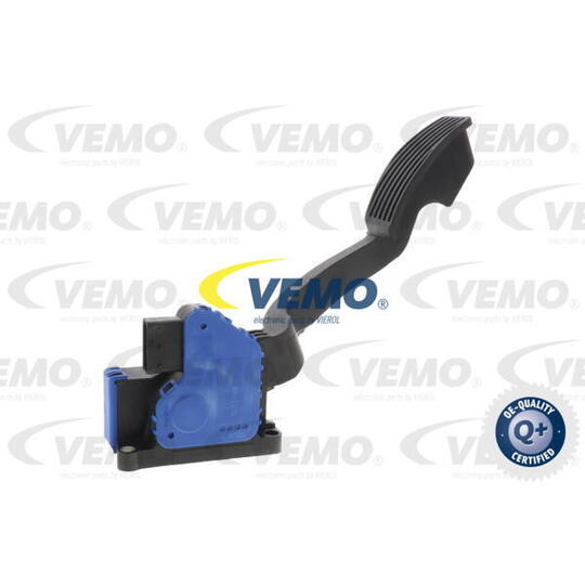V24-82-0004 Accelerator Pedal