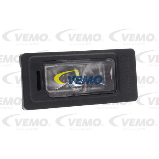 V10-84-0139 Licence Plate Light