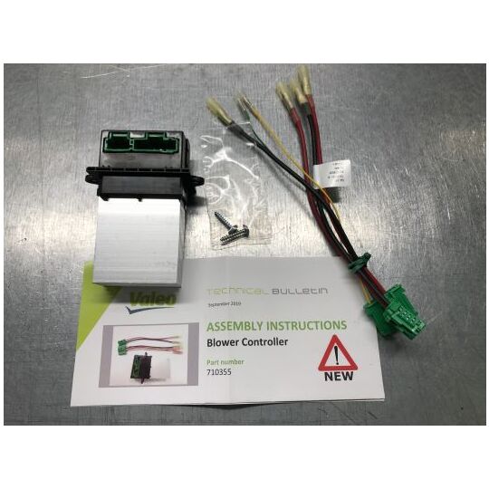 710355 Regulator, passenger compartment fan