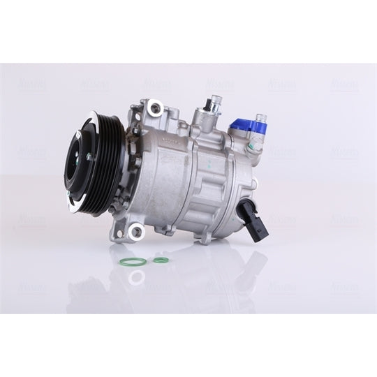 890602 Compressor, air conditioning