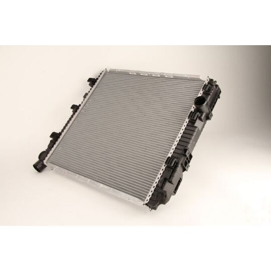 D7ME009TT Radiator, engine cooling