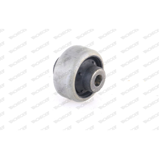 L10823 Control Arm-/Trailing Arm Bush